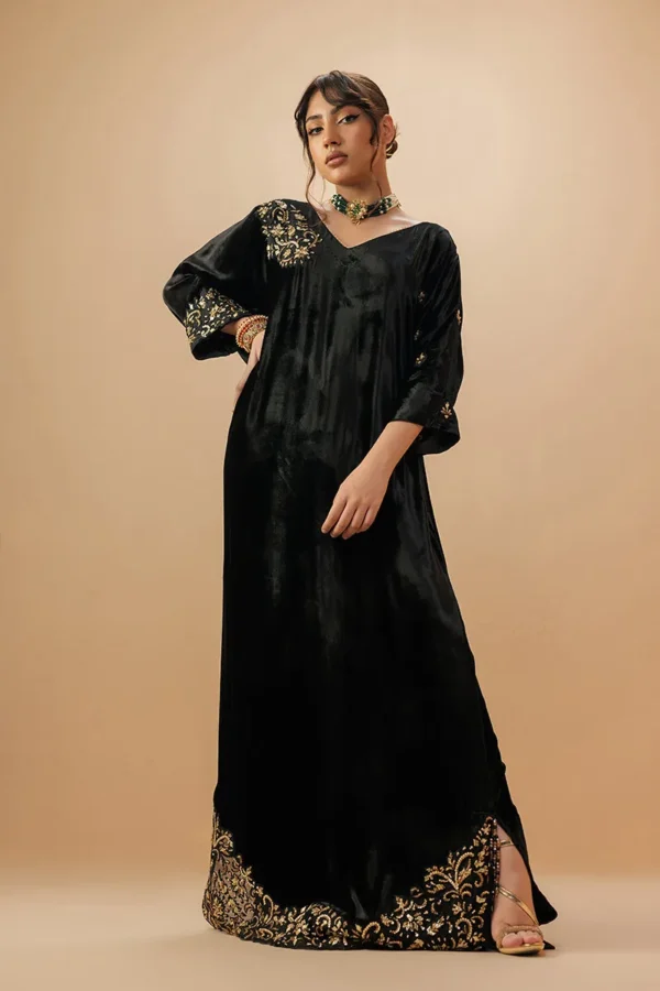 Saira Velvet – Kaftan