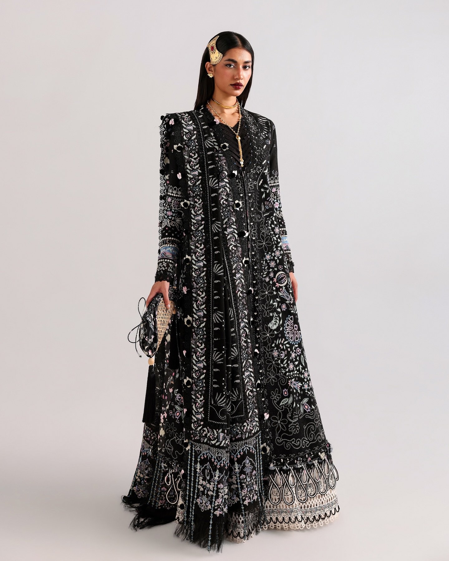 Suffuse Summer Lawn 26 - Meravi